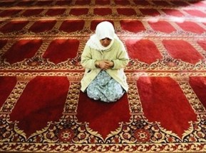 woman pray